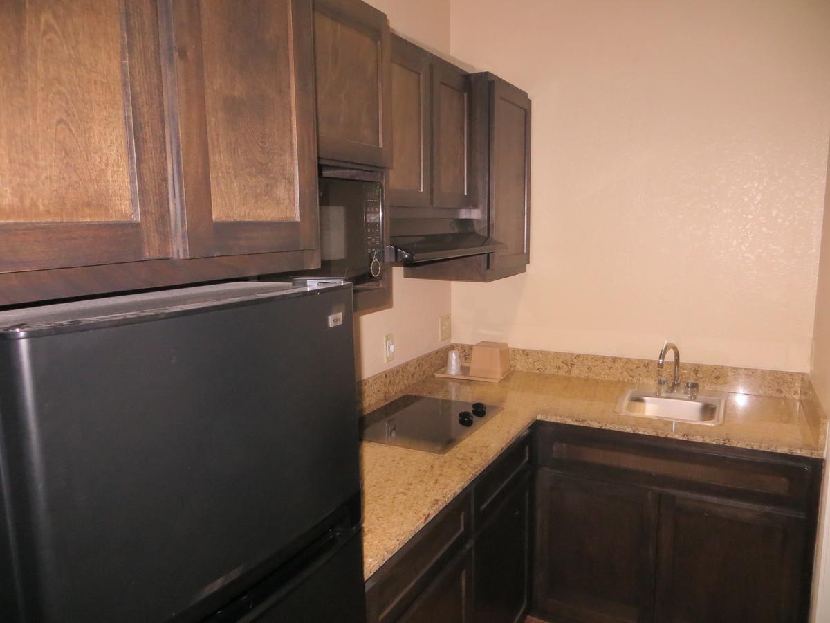 Scottish Inn & Suites Baytown Eksteriør billede